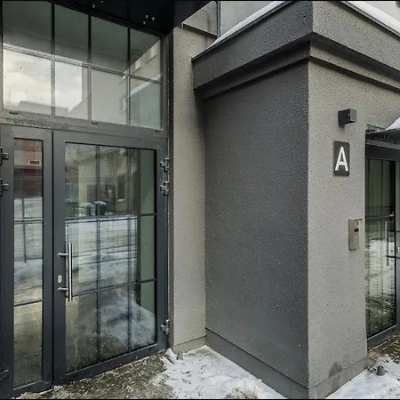 Urbanloft375 *